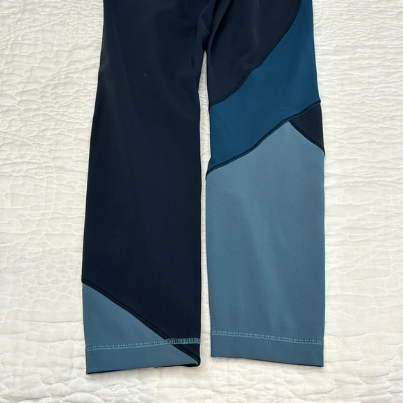 Lululemon Wunder under special edition leggings.  7/8 lengthy. - Picture 12 of 17